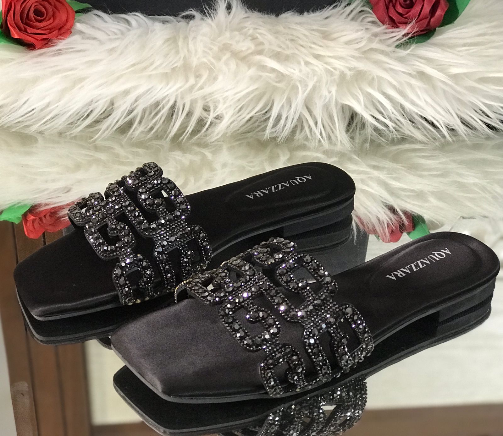 A-q-u-a-z-z-u-r-a slippers