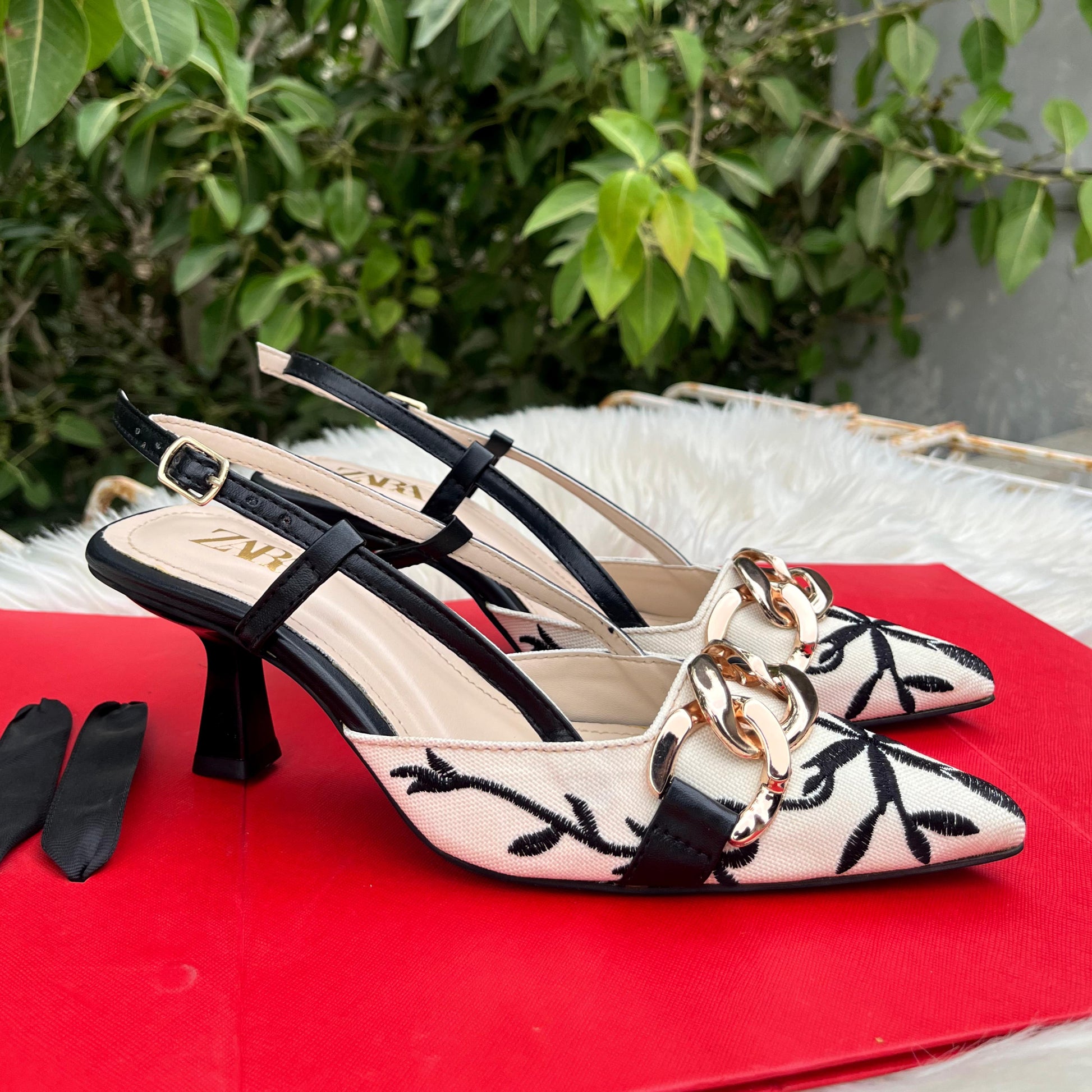 ZARA-Heel's