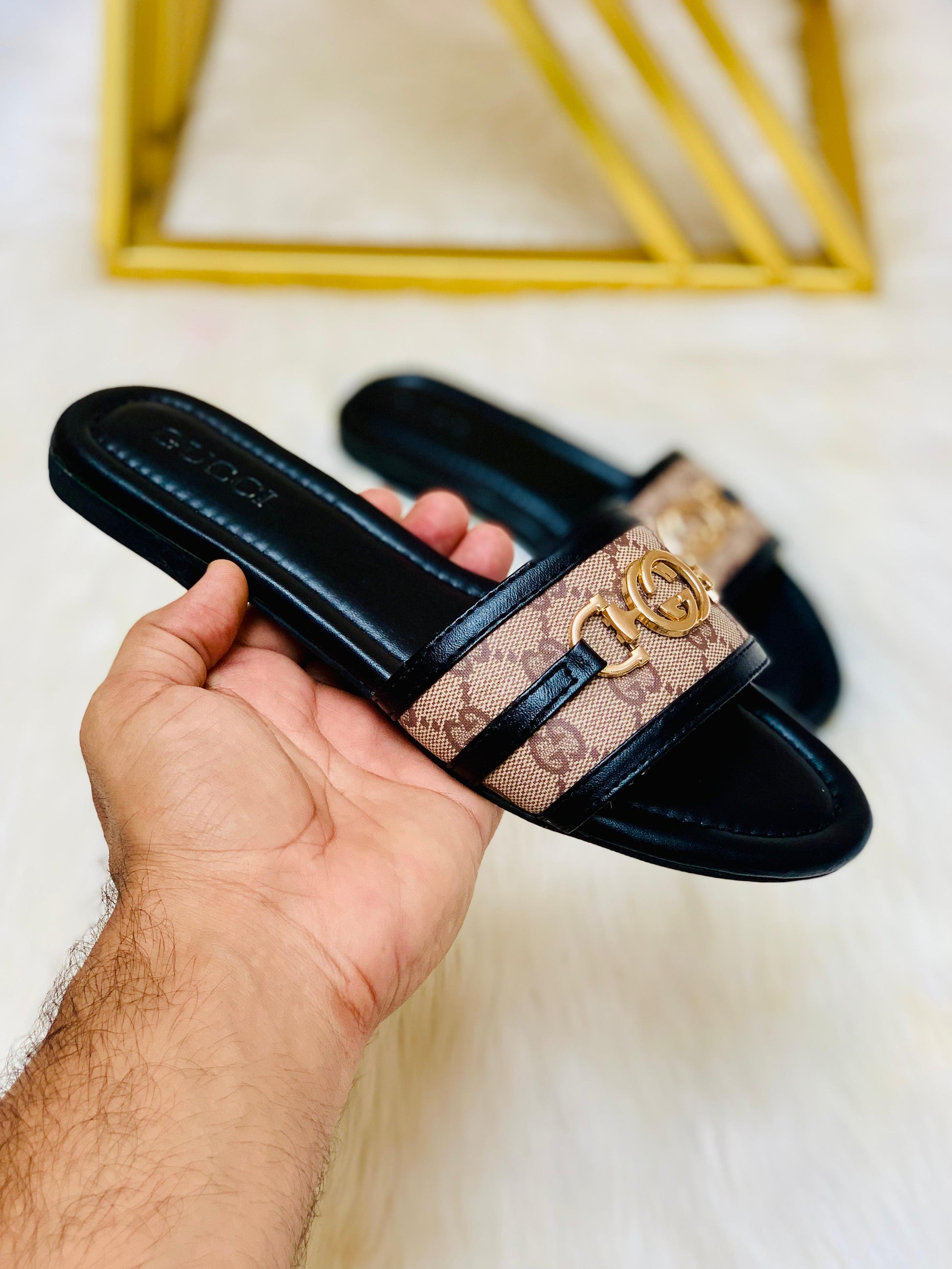 Gucc-i-flat slipper...