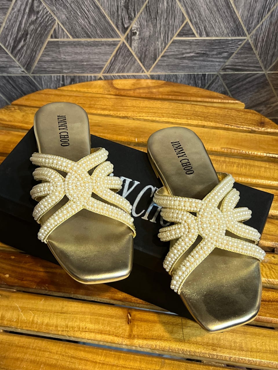 JIMMY CHOO PEARLS FLAT