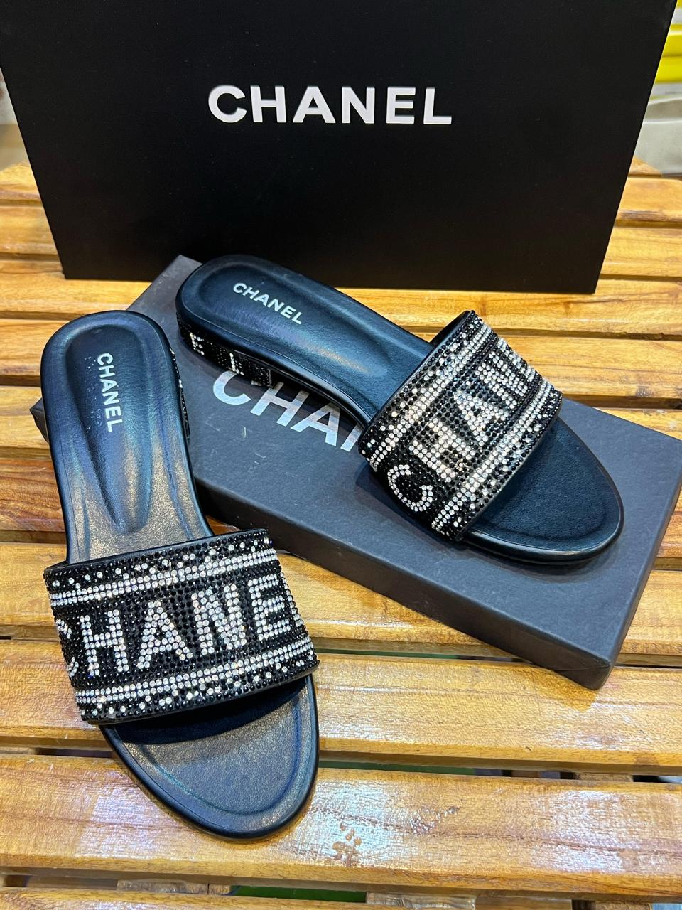 CHANEL FLAT