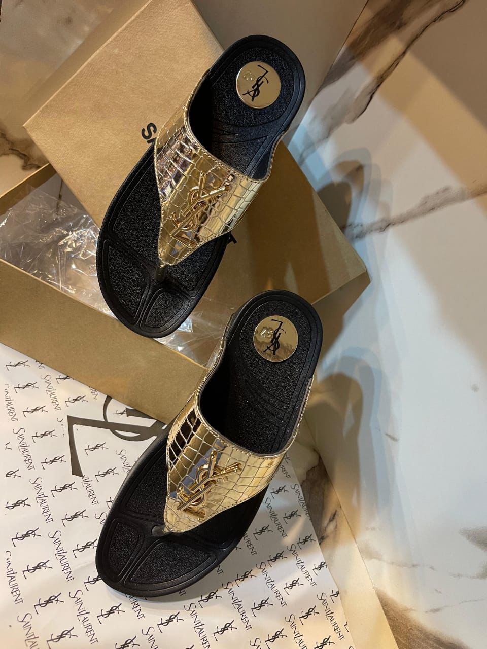 YSL FLIPFLOP
