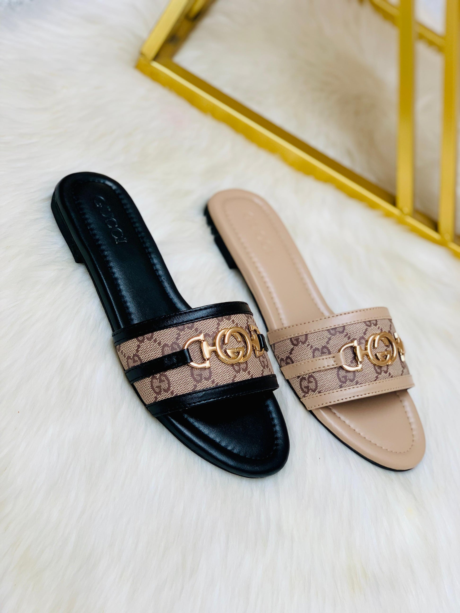 Gucc-i-flat slipper...