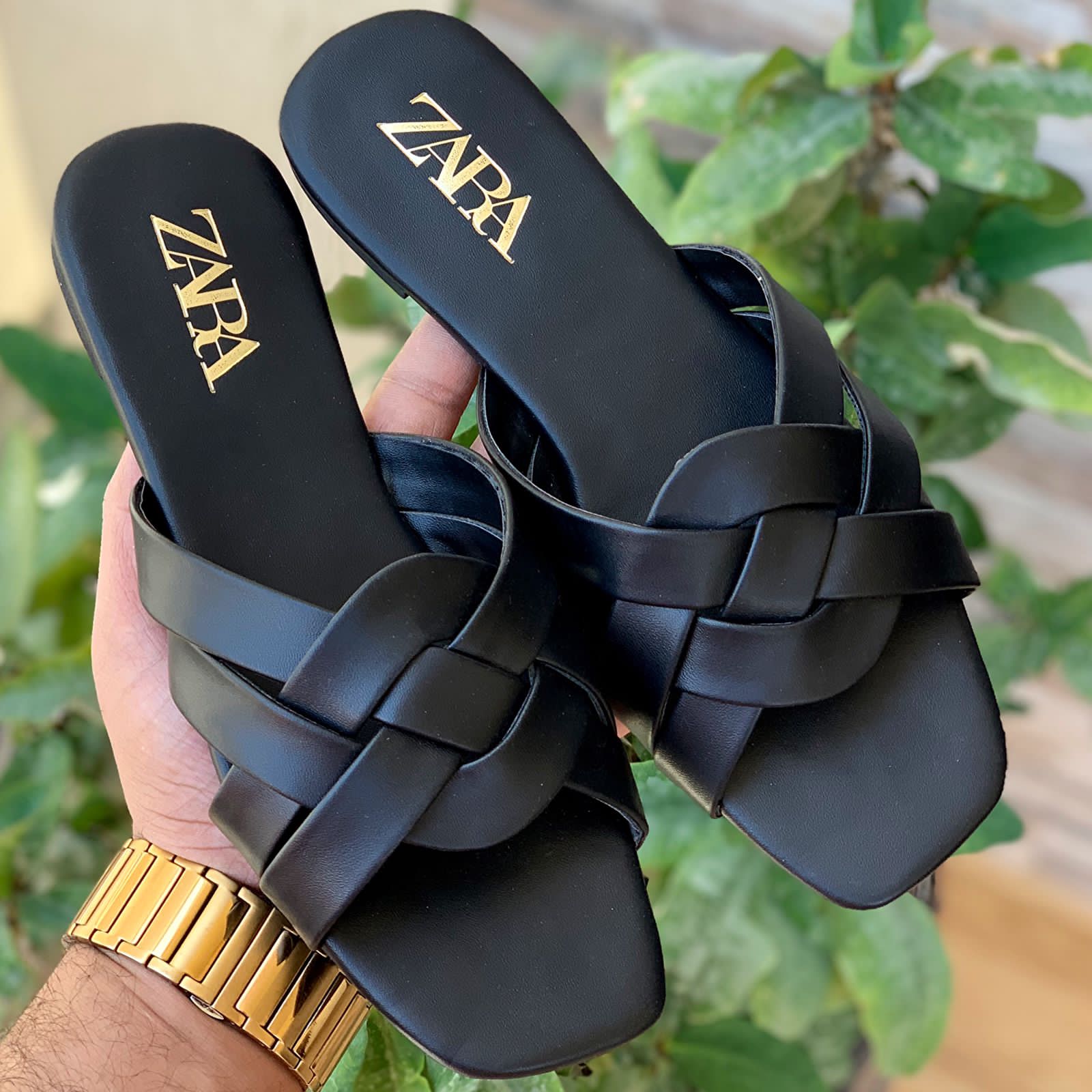 Z-a-r-a strappy