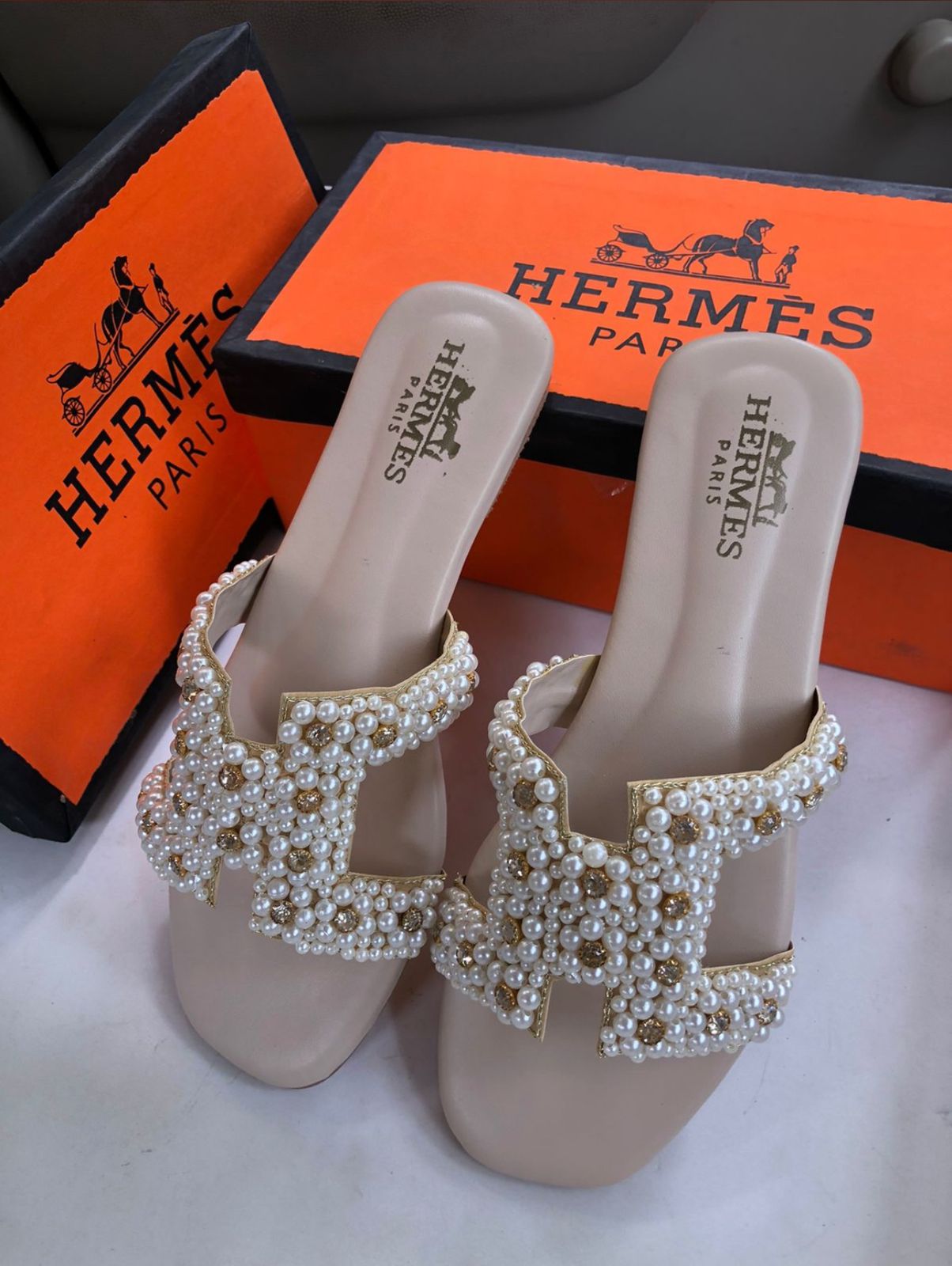 H-E-R-M-E-S