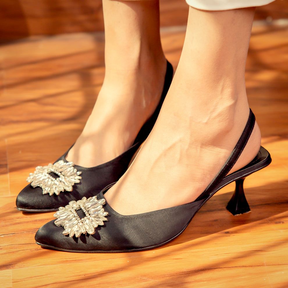 ZARA HEEL PUMPS