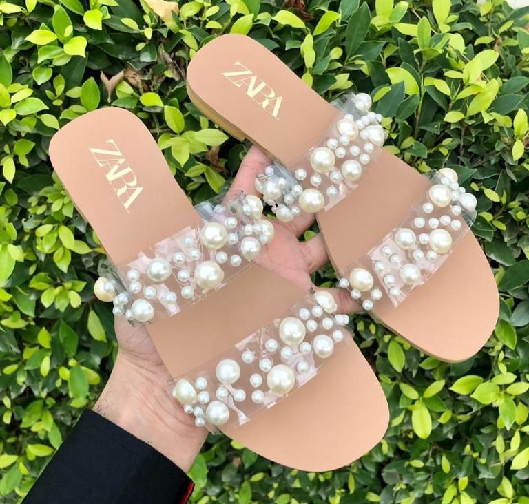 ZARA FLATS 02